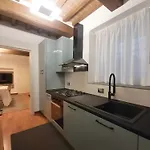 Lägenhet Il Vicoletto Dei Gerani *