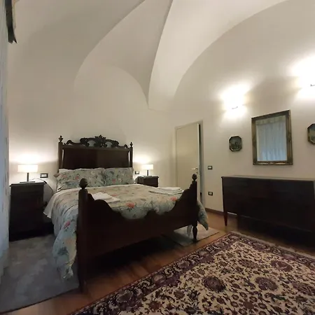 Vacanze La Piazzetta Sul Corso Gubbio
